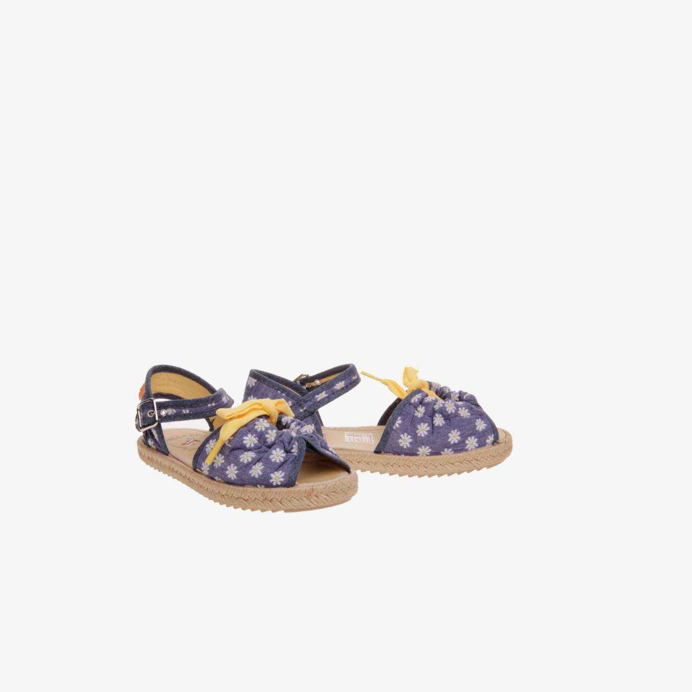 Sandalias de espato de niña con hebilla de Vul-Ladi.