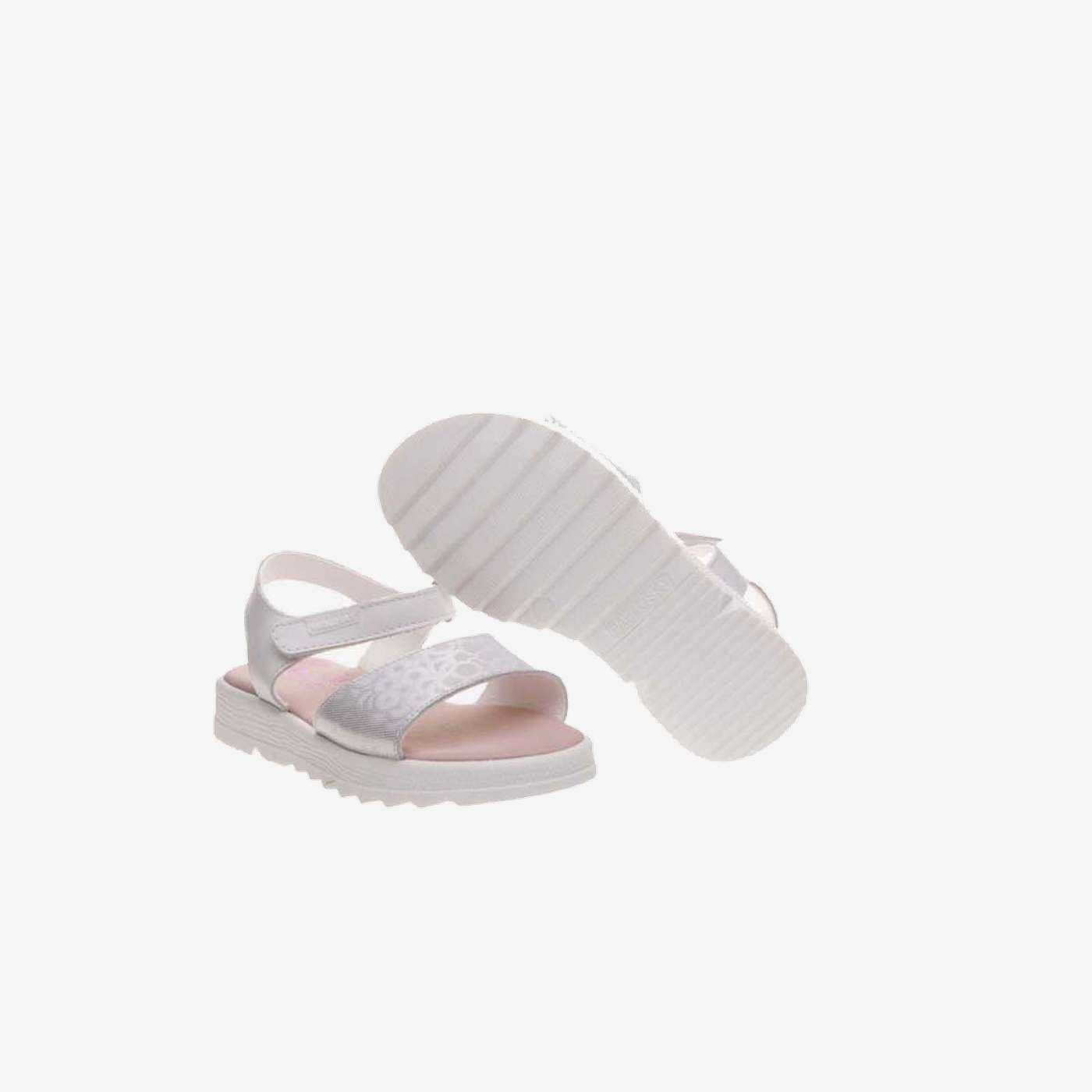 Sandalia niña Pablosky con suela de goma, velcro y tira metalizada