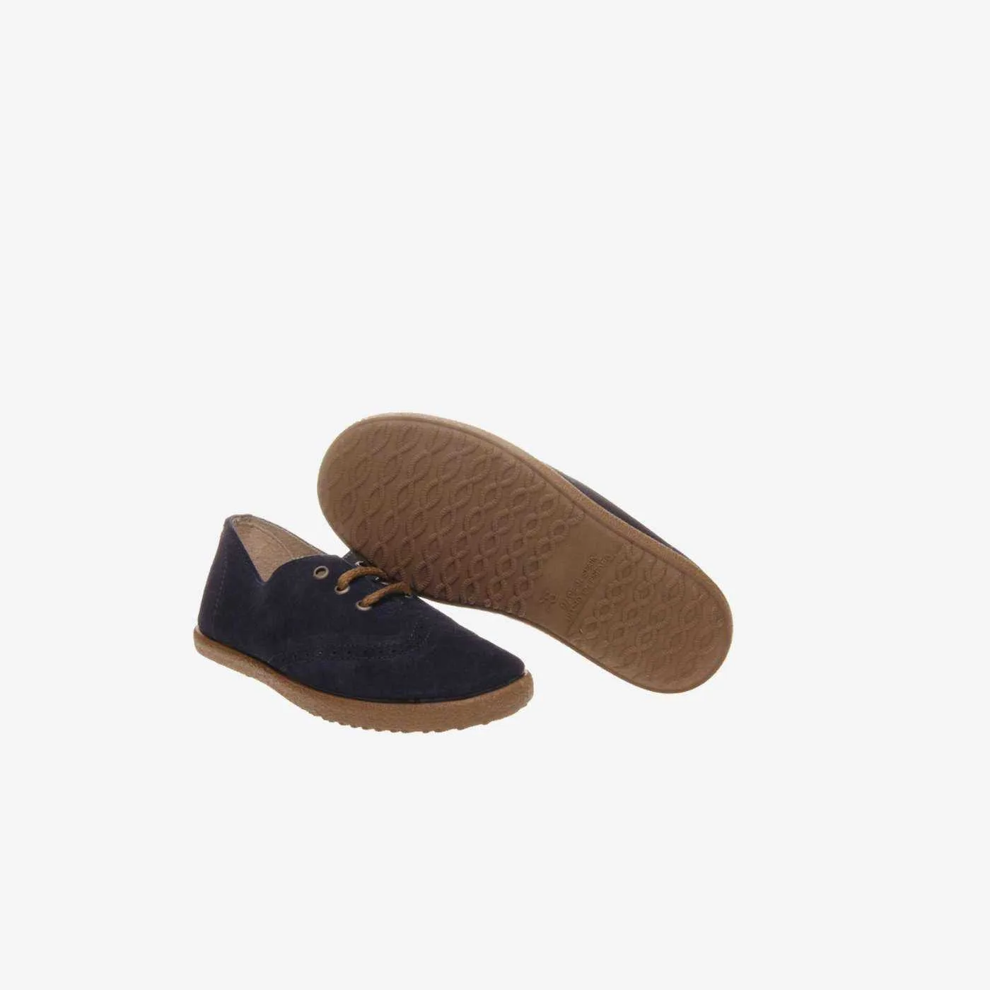 Zapato de niño en serraje azul con cordones de Batila