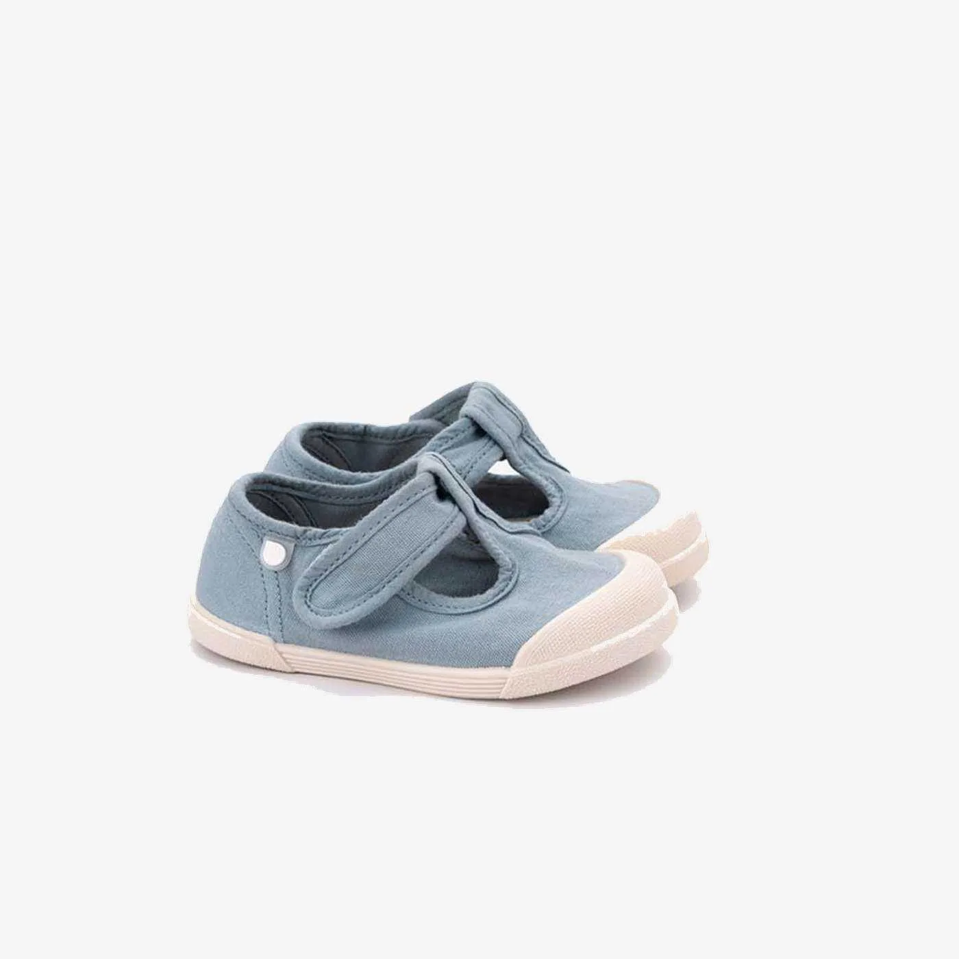 Lona Barefoot con velcro en celeste para Niños – Marca Igor