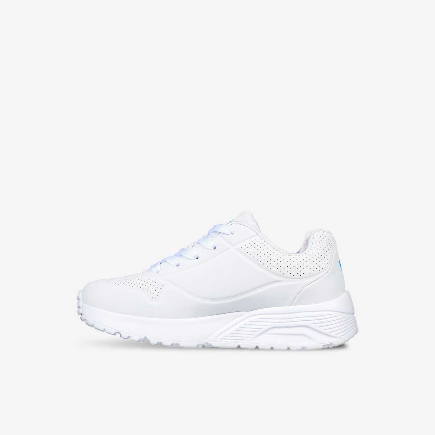 Zapatillas Skechers niña corazones blancas | Color, confort y diversión diaria