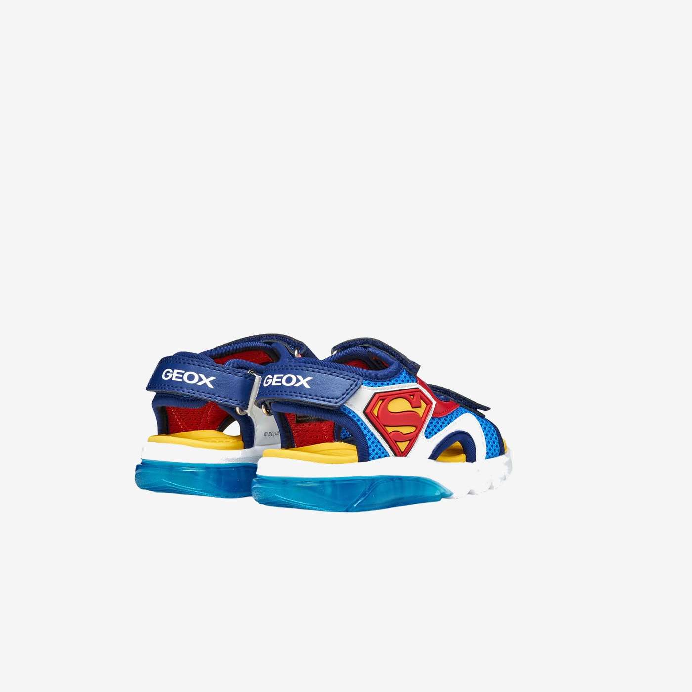Sandalias con luz de niño con diseño de Superman de la maca Geox