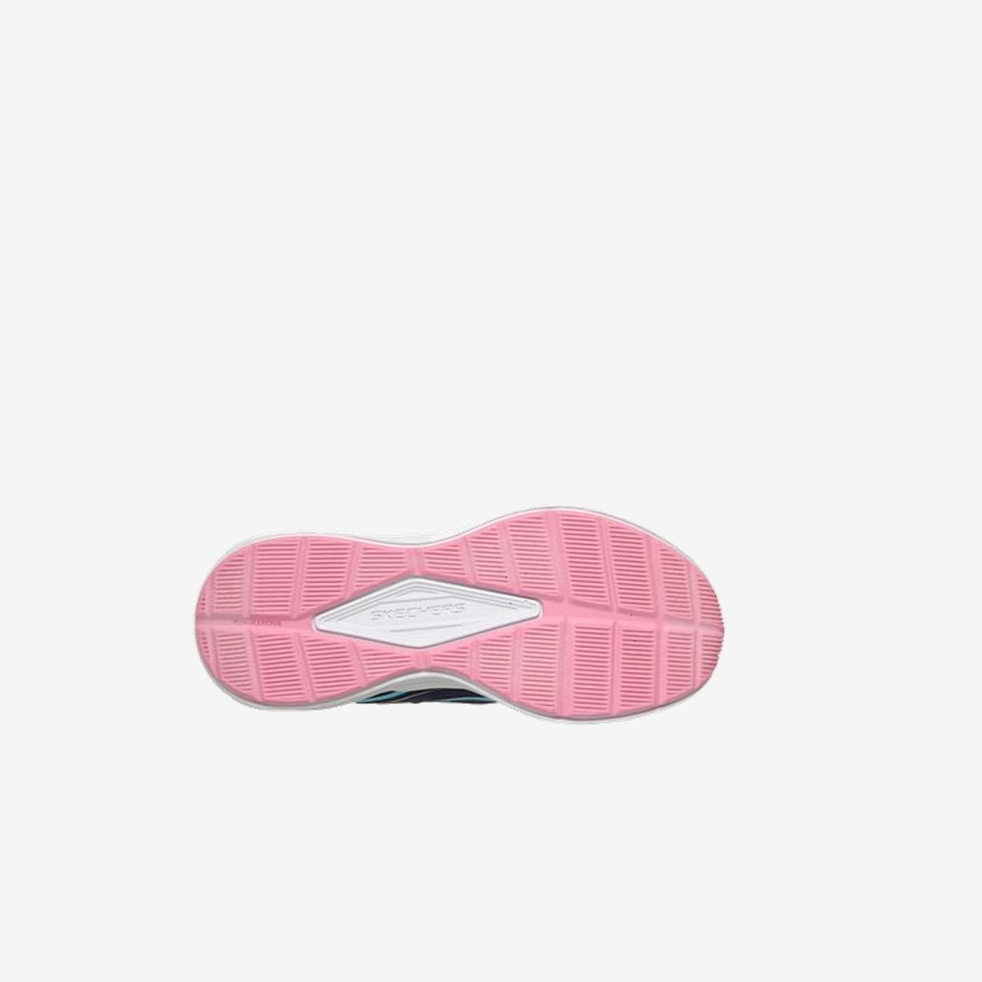 Deportivas Skechers velcro niña todoterreno.