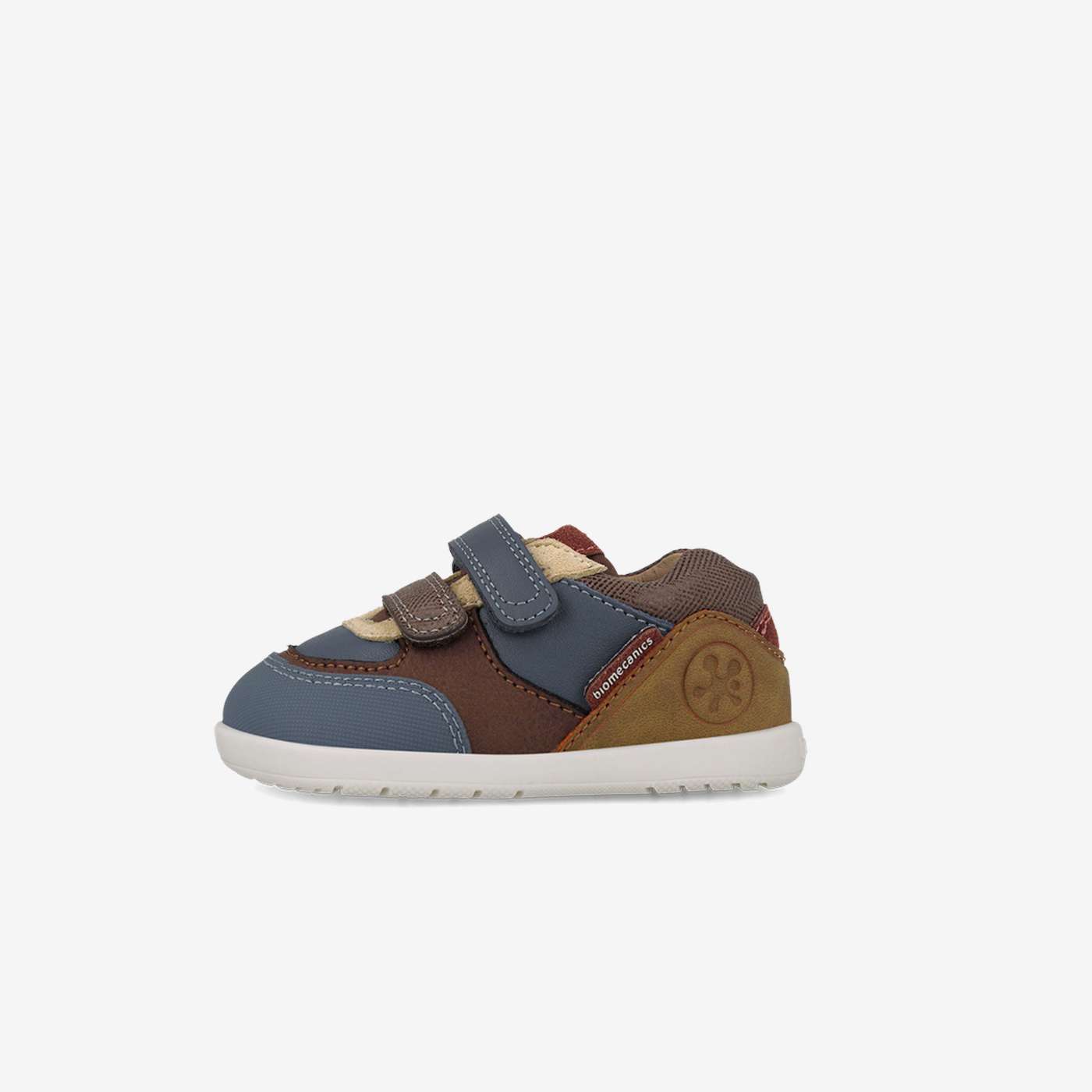Deportivo barefoot Biomecanics linea casual