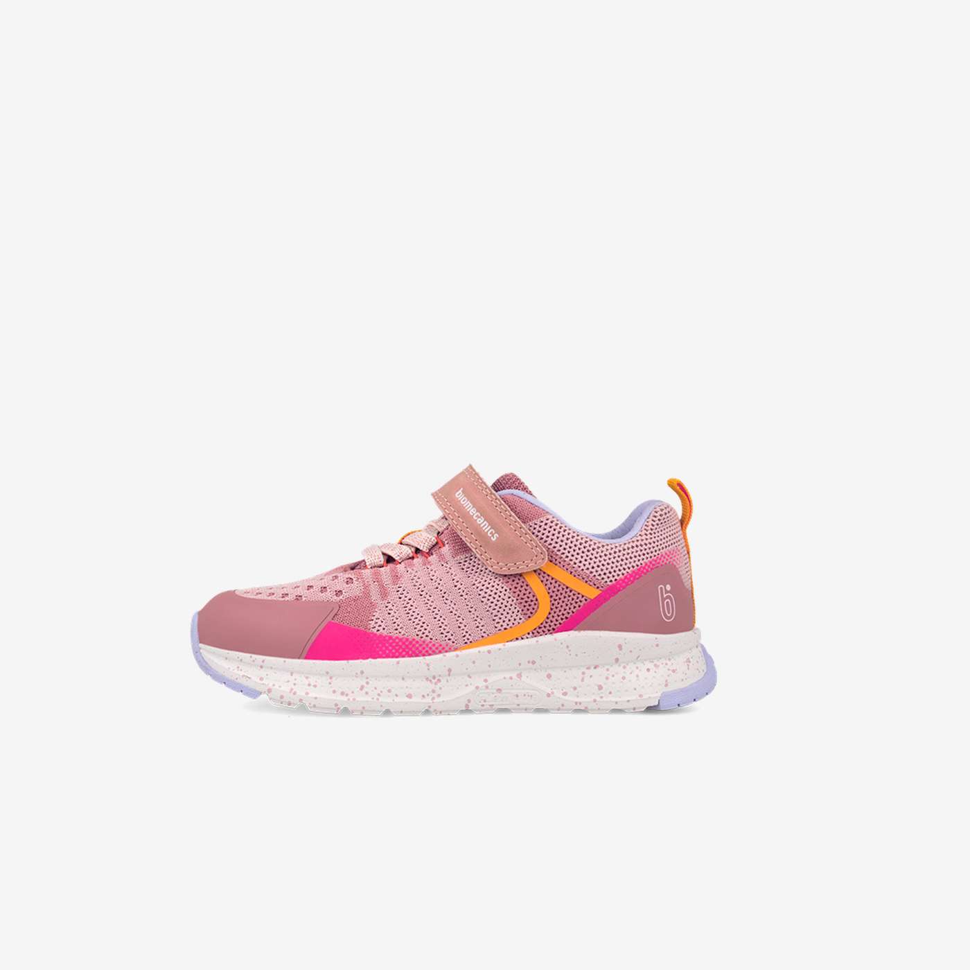 Deportivos Biomecanics rosas con velcro, puntera reforzada y suela flexilite.