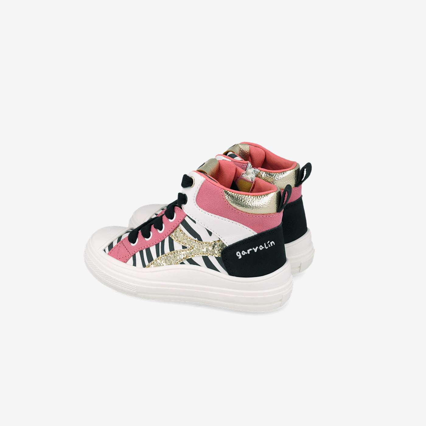 Botin niña linea urbana con toques fluor.