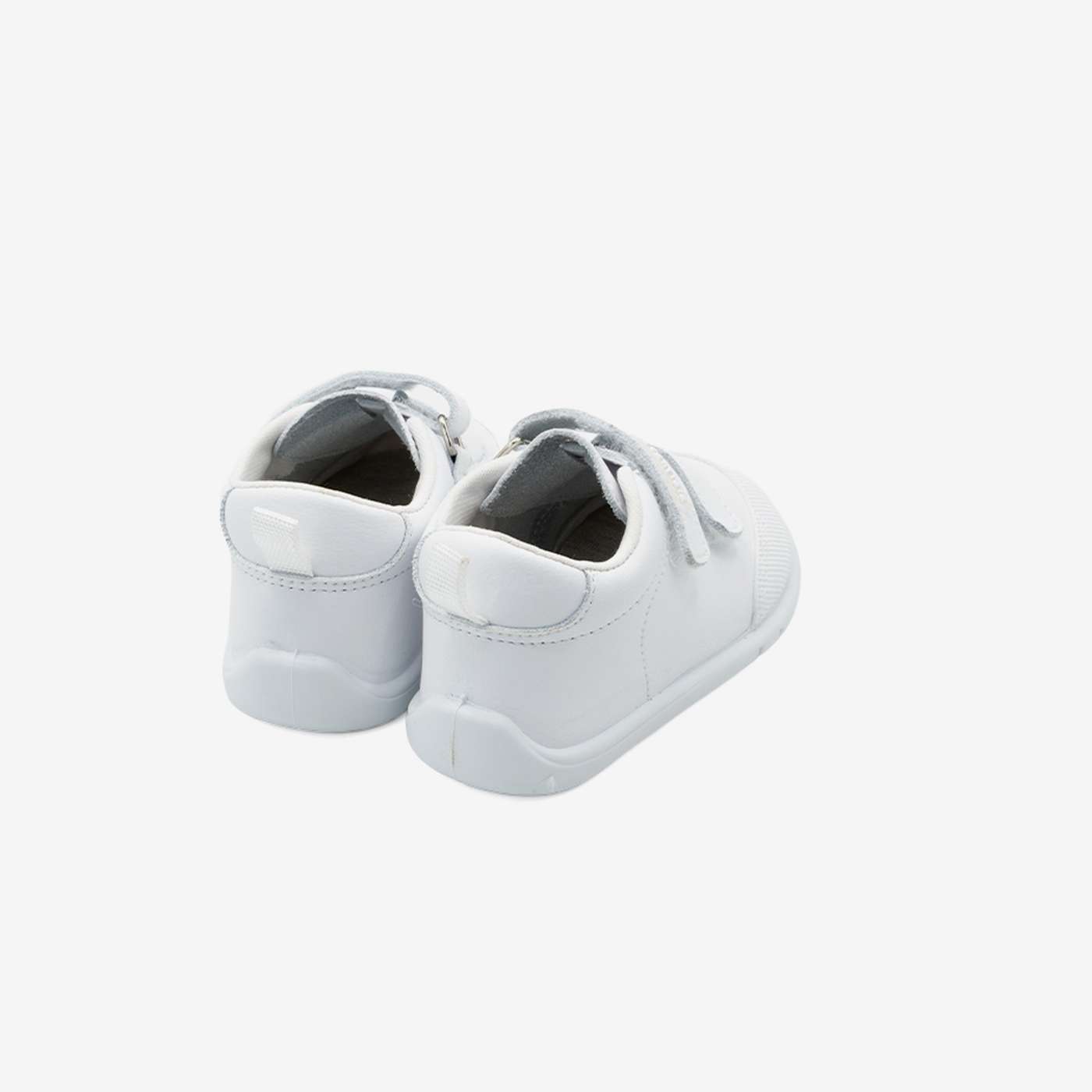 Deportiva primeros pasos respetuosa unisex de Titanitos.