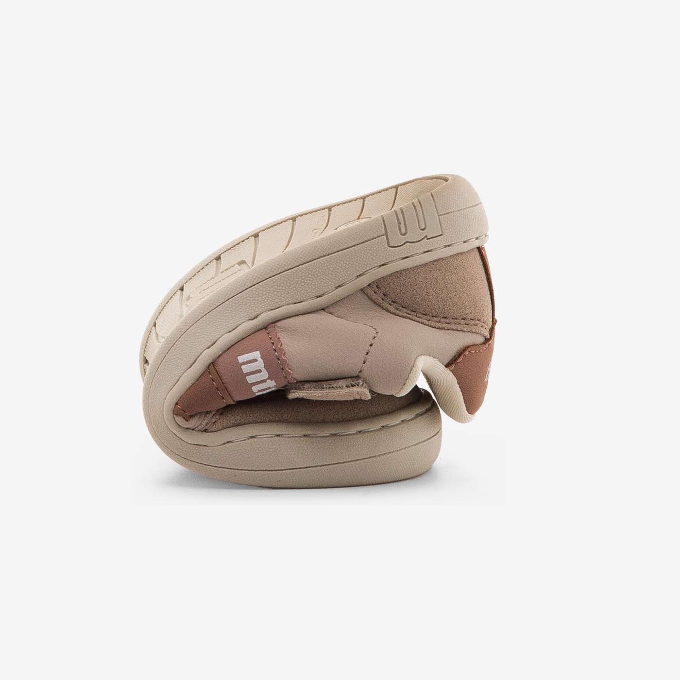 Deportiva Mustang barefoot rosa linea joven