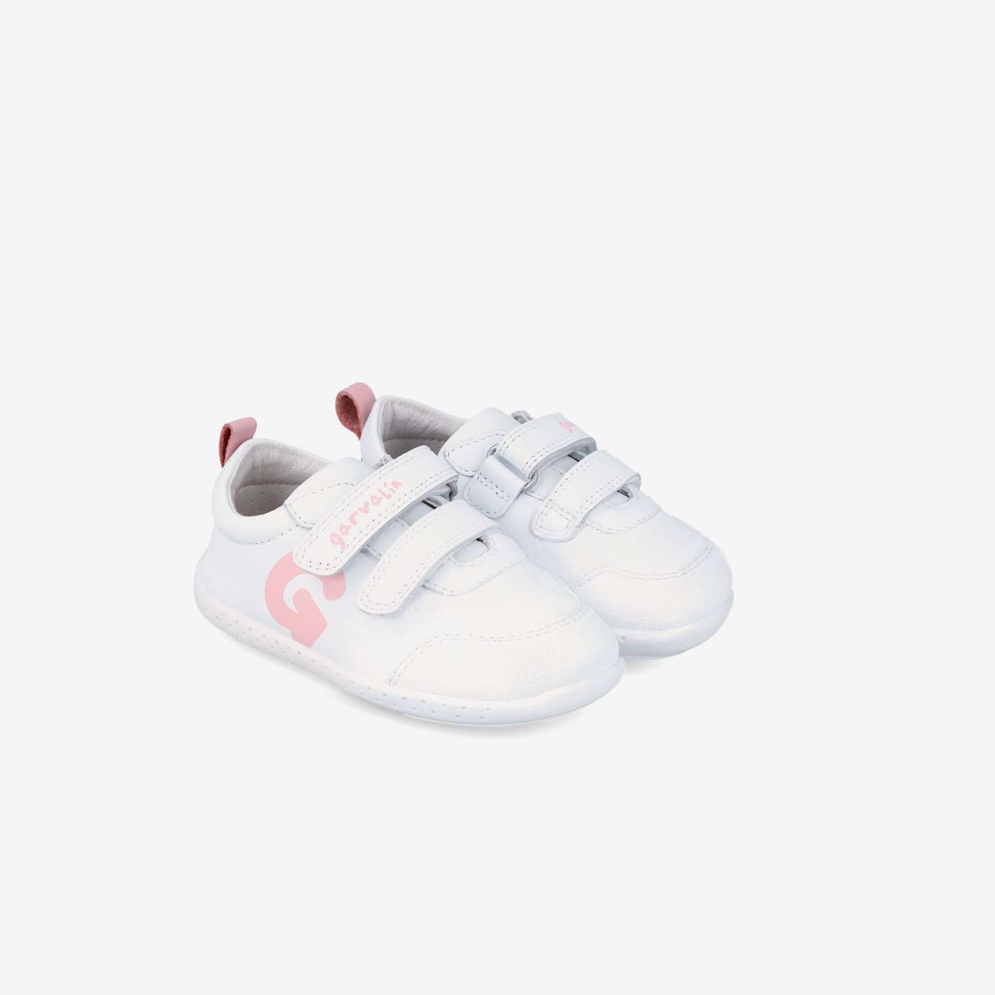 Deportiva basica blanca y rosa guarderia linea soft.