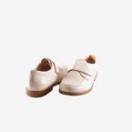 Zapato ceremonia/comunion de piel en Beige con velcro.