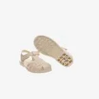 Sandalia cancrejera Igor unisex en color Beige con velcro.