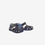 Sandalia de niñoa primeros pasos en Azul con puntera reforzada y velcro de la marca Pablosky