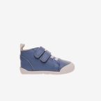 Bota niño respetuosa de Blanditos con velcro y puntera reforzada.