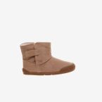 Bota respetuosa de Blanditos unisex en ante camel.