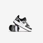 Zapatillas con ruedas negra y blanca niño
