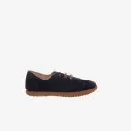 Zapato de niño en serraje azul con cordones de Batila