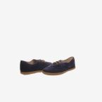 Zapato de niño en serraje azul con cordones de Batila
