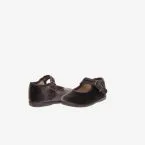 Merceditas de niña en serraje con hebilla de Batila en color gris
