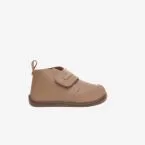 Bota respetuosa de niña con velcro y puntera reforzada de Titanitos.