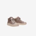 Bota de niña Geox con velcro y puntera reforzada.