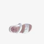 Sandalias de niña Pablosky con velcro en la pala y estilo