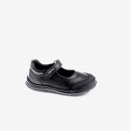 If you are looking for a girls’ school shoe that truly withstands the hustle and bustle of daily school life, this Pablosky model may be just what you need. It is made from leather, which is not only more durable and breathable than synthetic materials, b