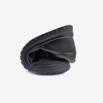 If you are looking for a girls’ school shoe that truly withstands the hustle and bustle of daily school life, this Pablosky model may be just what you need. It is made from leather, which is not only more durable and breathable than synthetic materials, b