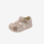 Sandalias de niño en beige de la marca Chicco con Cierre de Velcro