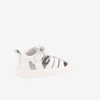 Sandalia respetuosa unisex en blanco de Blanditos | Ligera y flexible