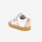 Zapatilla de niña en blanco y rosa de Blanditos | Estilo y comodidad para sus primeros pasos