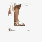 Sandalia barefoot de Gioseppo en color dorado con doble velcro