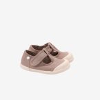 Lona Barefoot de Igor: Flexibilidad para Niños en color marron