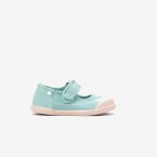 Merceditas Barefoot de Lona Respetuosa para Niñas en color verde – Marca Igor