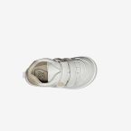 Deportivos respetuoso de primeros pasos en blanco con tonos beige de la marca Piruflex