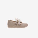 Mercedes de lona en beige con hebilla y lazo.