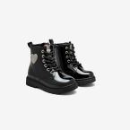 Bota tipo Martens Conguitos para niña con luz.