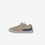 Deportivo niño urbano camel de la linea Barefoot de Chicco.