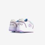 Deportivo niña ruedas cordon combinado en blanco y morados.