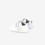 Deportiva coleccion soft respetuosa unisex.
