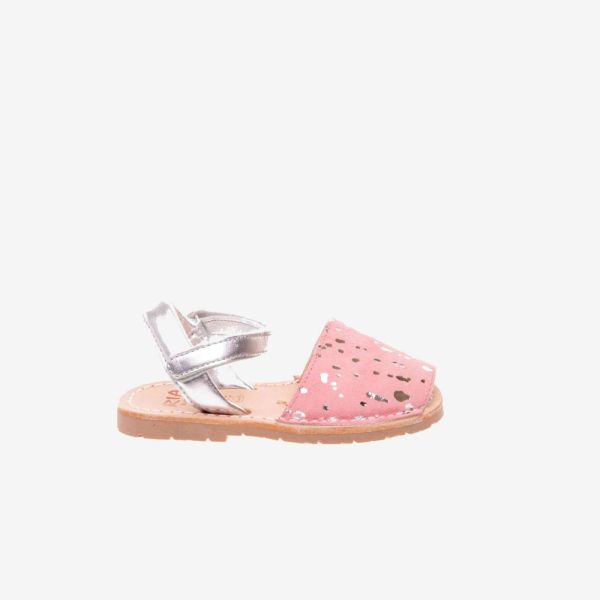 Sandalia menorquina de niña en plata y rosa con velcro de Ria.