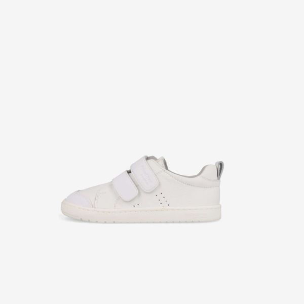 Blanditos blanco deportivo barefoot colegial.