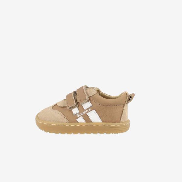 Zapatilla urbana Blanditos baby camel | Para seguirle el ritmo sin parar