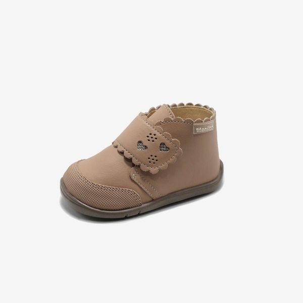 Titanitos bota niña camel con velcro único | Sencilla y segura