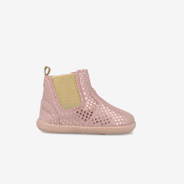Bota media caña barefoot de Garvain con estrellas metalizadas.