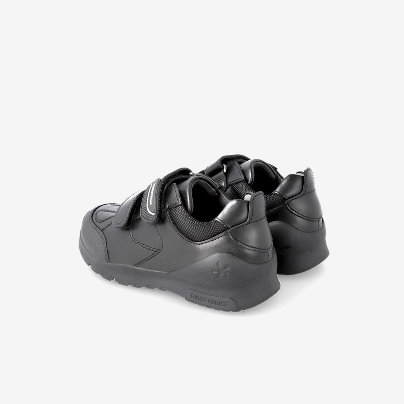 Zapato colegial deportivo negro con puntera reforzada