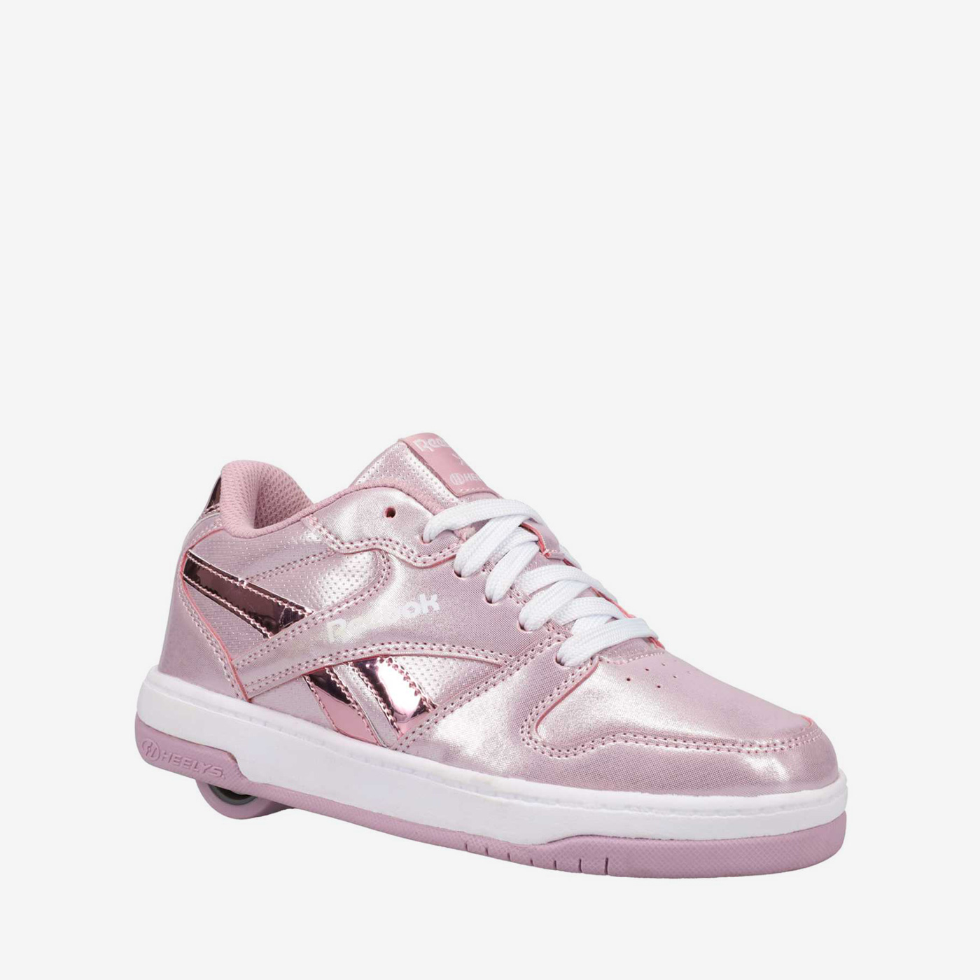 Deportivas de niña con ruedas y cordones.