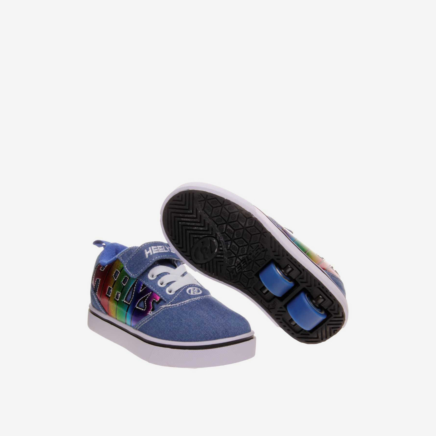 Deportiva de ruedas con velcro.