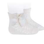 Calcetines beige con lazo, de Condor