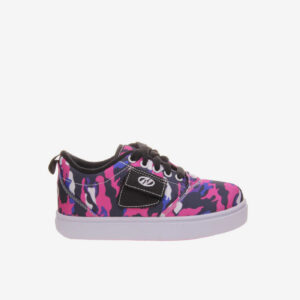 Modelo deportivo de ruedas con cordones para niña de la firma Heelys. Diseñados con divertido estampado camuflaje sobre fondo negro. 