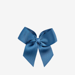 Lazo azulón de grosgrain para niña con pinza. Sujeta sin tirar, queda precioso y aporta un toque alegre. Ideal para cole y eventos.